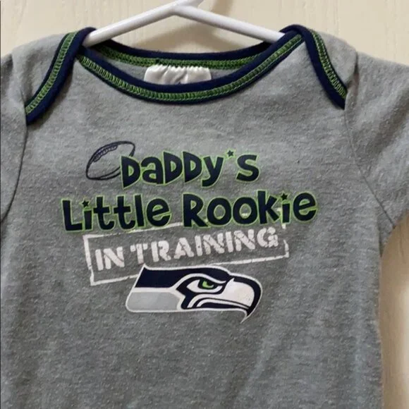 Seattle  Daddy’s Rookie - Picture 2 of 5